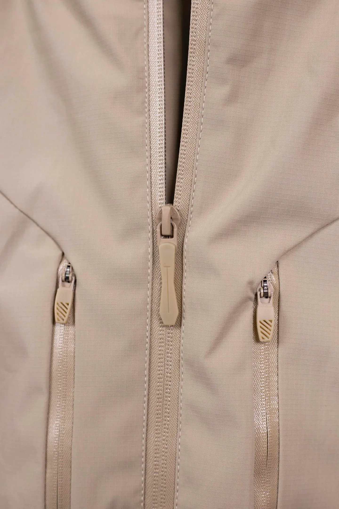 Actual photo of beige brown details # P390
